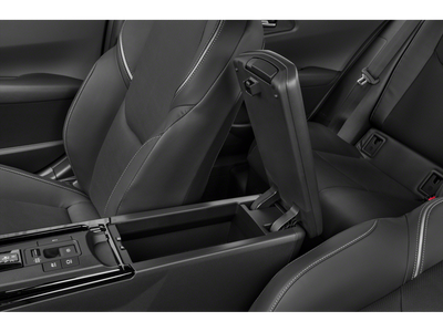 2025 Toyota Prius XLE