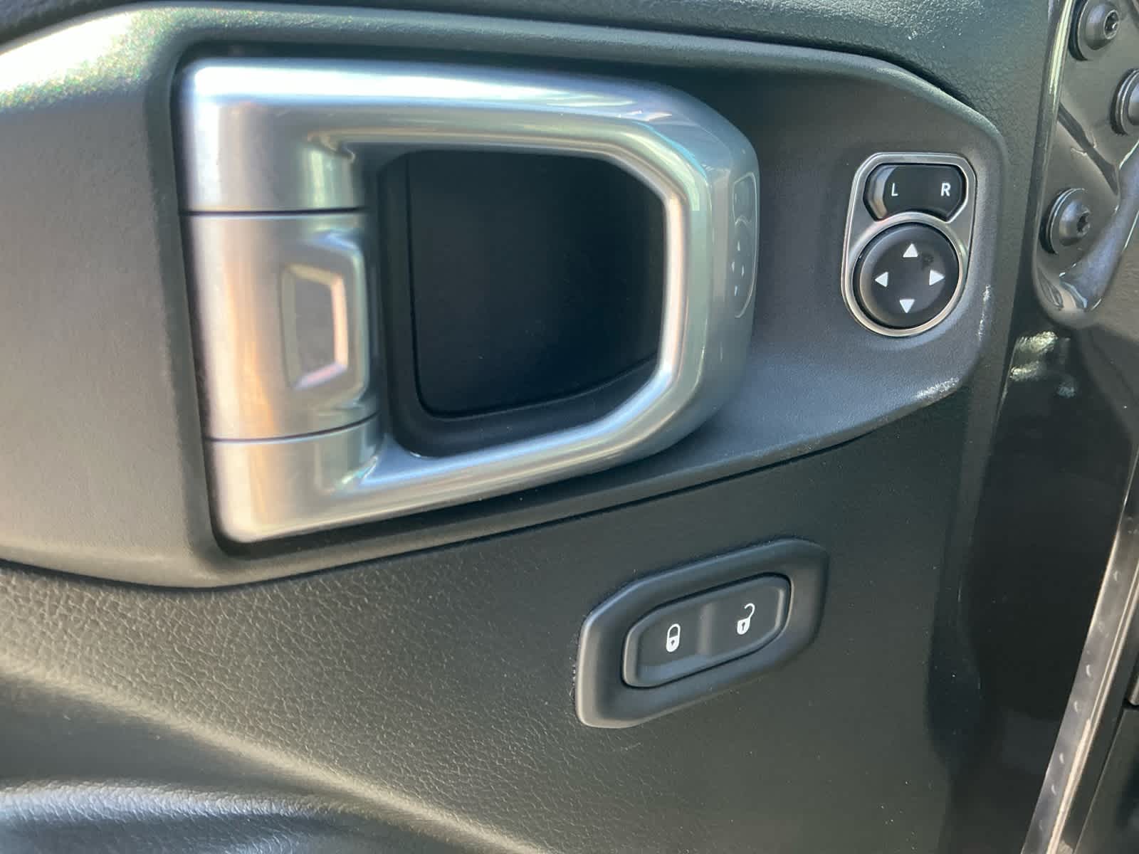 2021 Jeep Wrangler Unlimited Willys 4x4