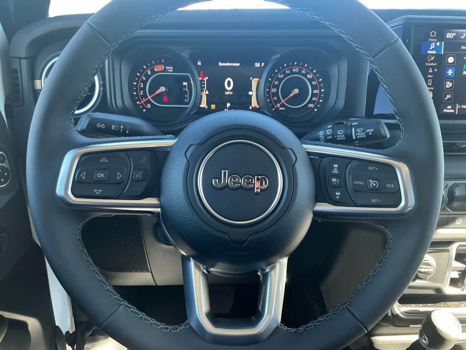 2027 Jeep Wrangler WRANGLER 4-DOOR SAHARA