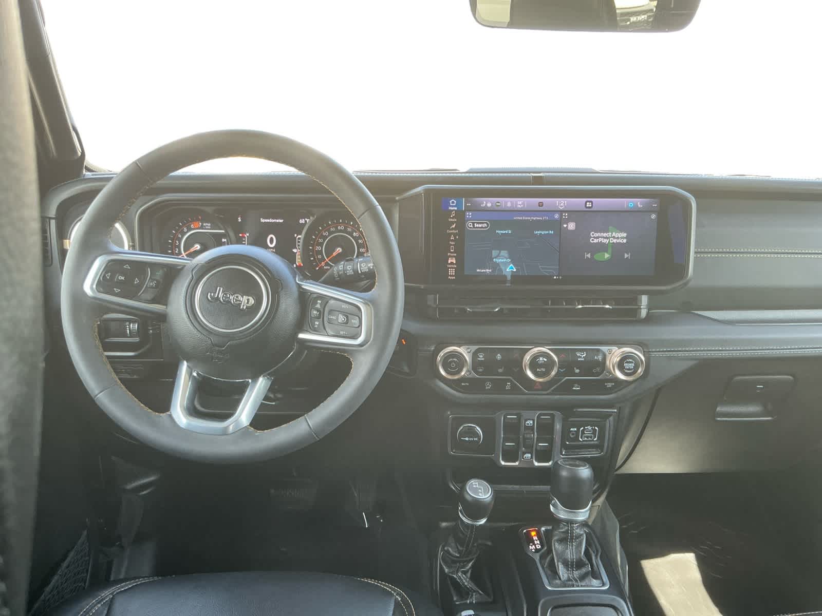 2024 Jeep Wrangler 4-Door Sahara 4x4