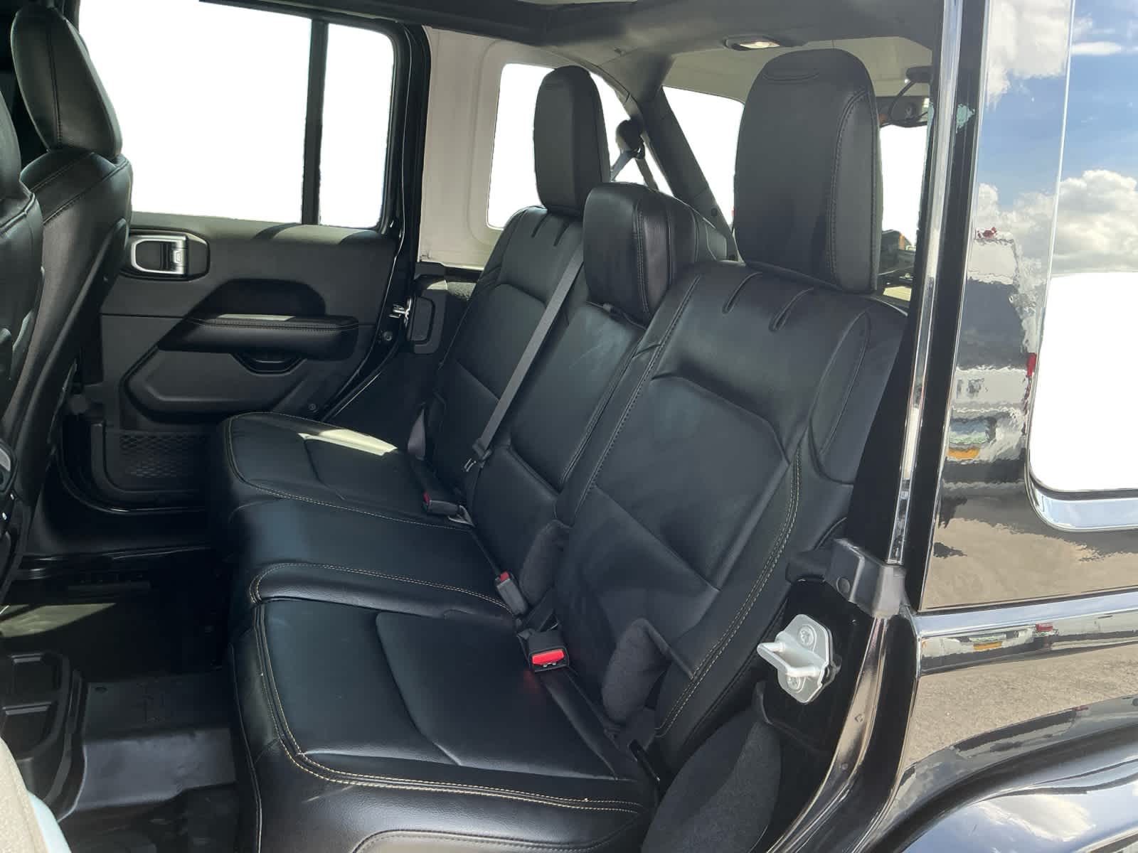 2024 Jeep Wrangler 4-Door Sahara 4x4