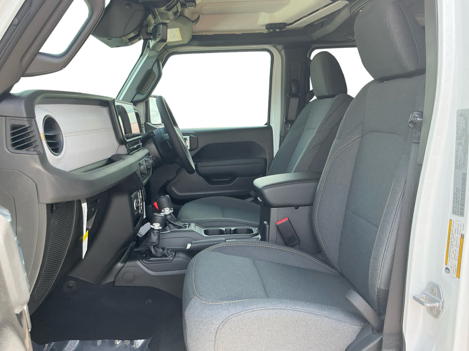 2026 Jeep Wrangler 4-Door Sport RHD 4x4