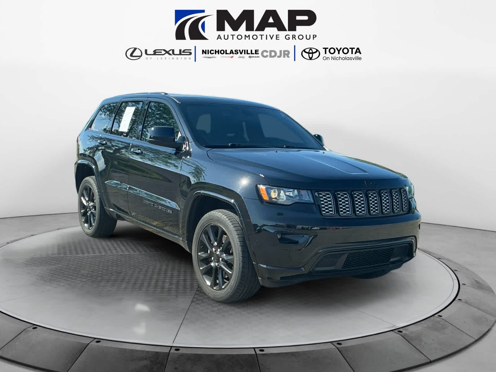 2021 Jeep Grand Cherokee Laredo X 4x4