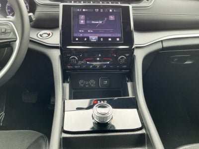 2025 Jeep Grand Cherokee Altitude 4x4
