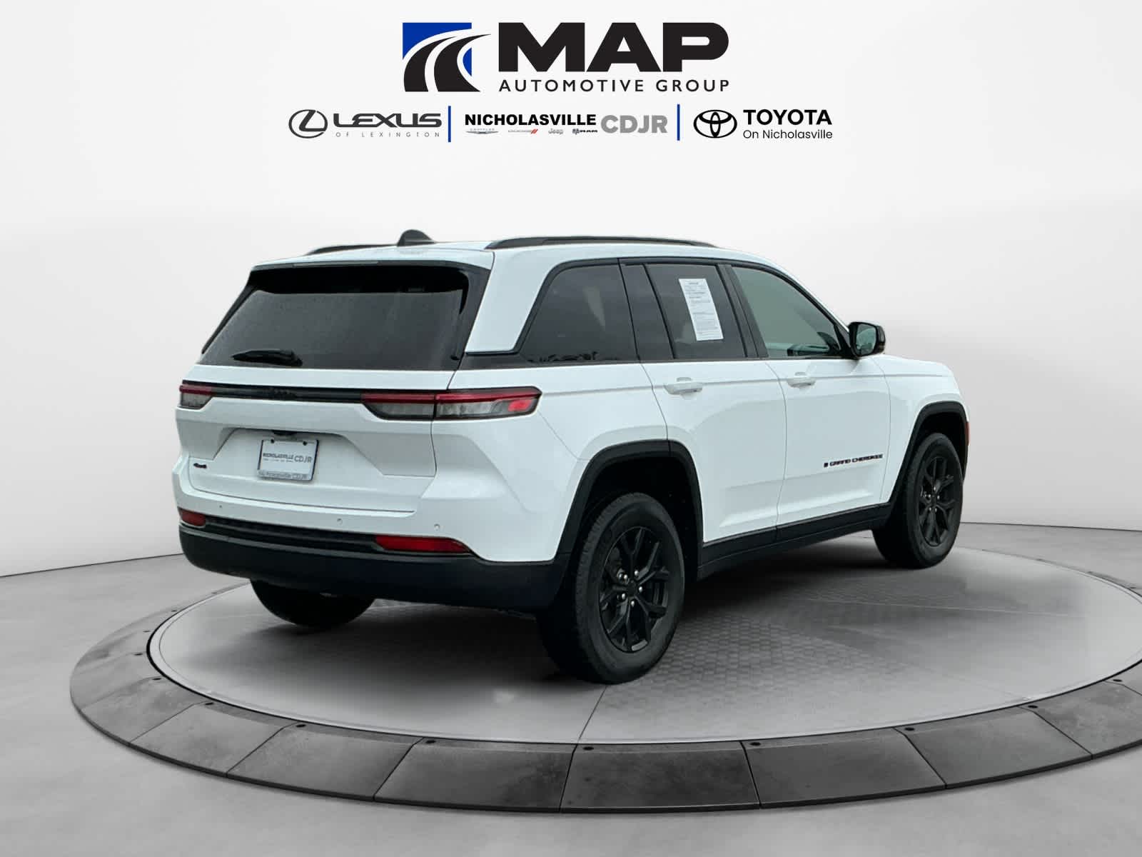 2025 Jeep Grand Cherokee Altitude 4x4