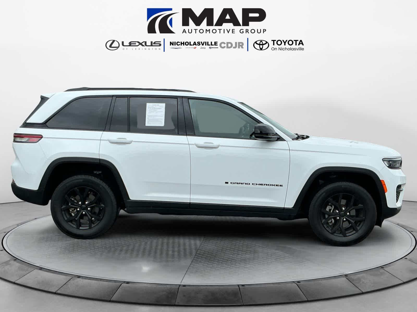 2025 Jeep Grand Cherokee Altitude 4x4