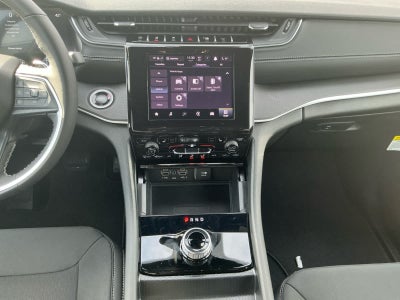 2025 Jeep Grand Cherokee GRAND CHEROKEE LAREDO 4X4