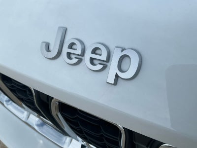 2025 Jeep Grand Cherokee GRAND CHEROKEE LAREDO 4X4