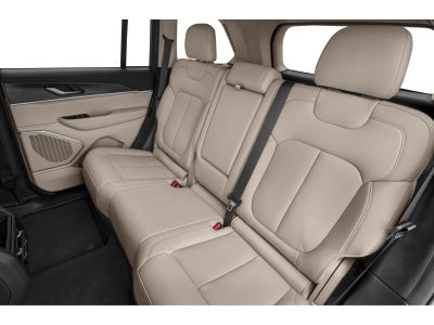 2025 Jeep Grand Cherokee GRAND CHEROKEE LAREDO X 4X4