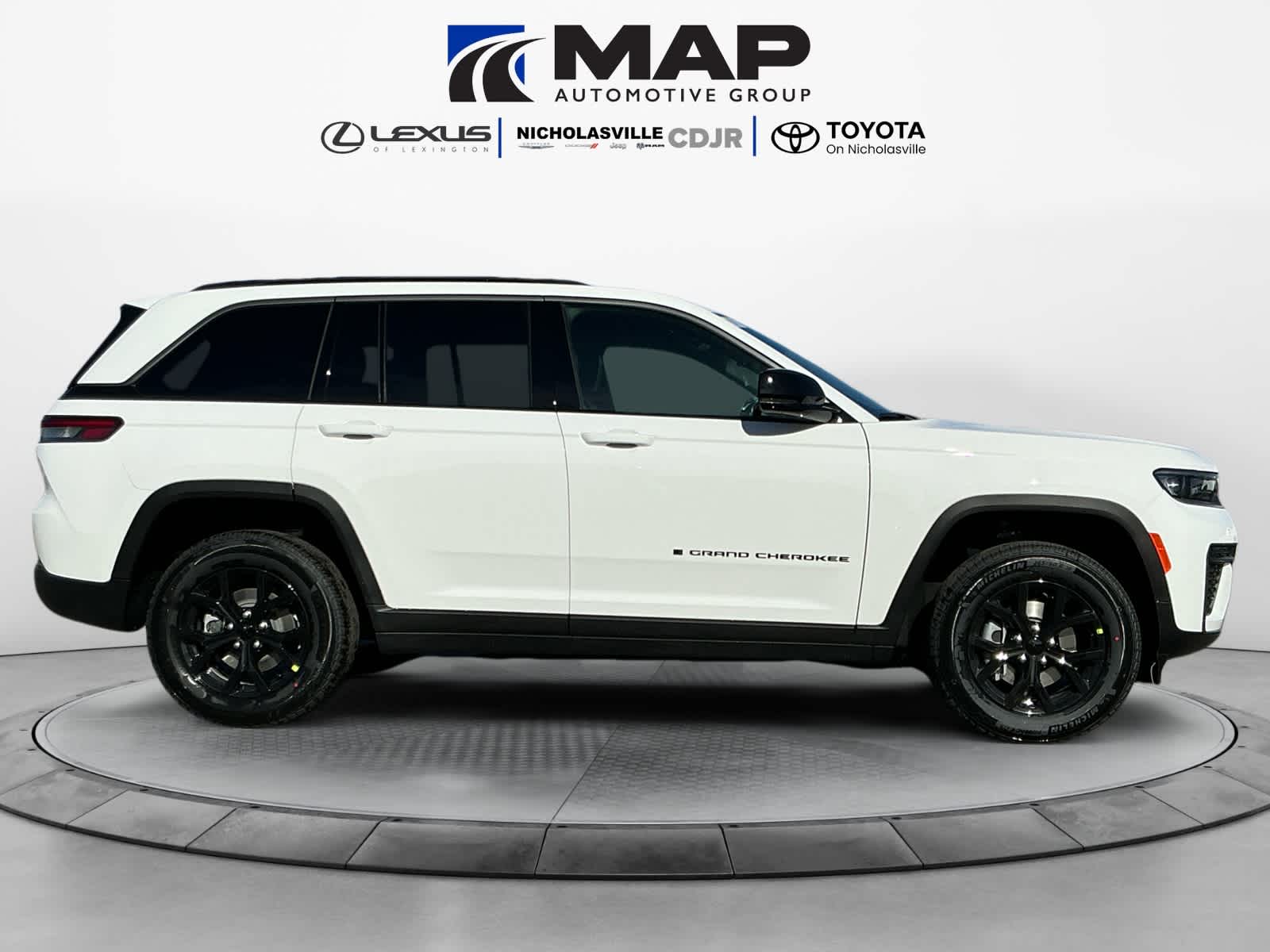 2026 Jeep Grand Cherokee GRAND CHEROKEE ALTITUDE 4X4