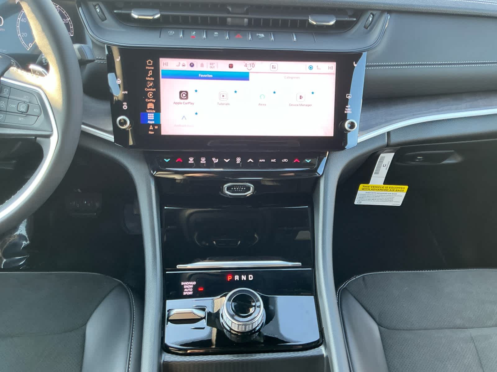 2026 Jeep Grand Cherokee GRAND CHEROKEE LAREDO ALTITUDE 4X4