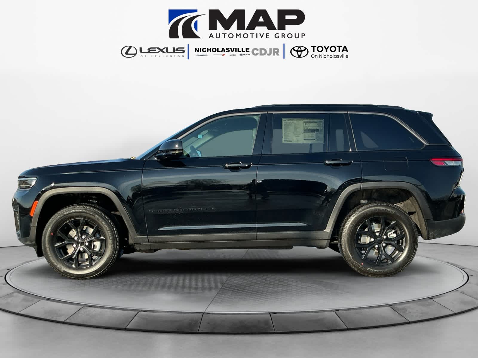 2026 Jeep Grand Cherokee GRAND CHEROKEE LAREDO ALTITUDE 4X4