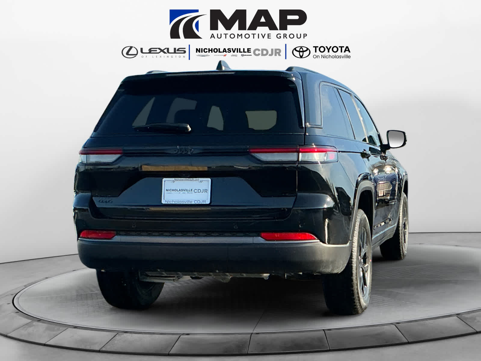 2026 Jeep Grand Cherokee GRAND CHEROKEE LAREDO ALTITUDE 4X4