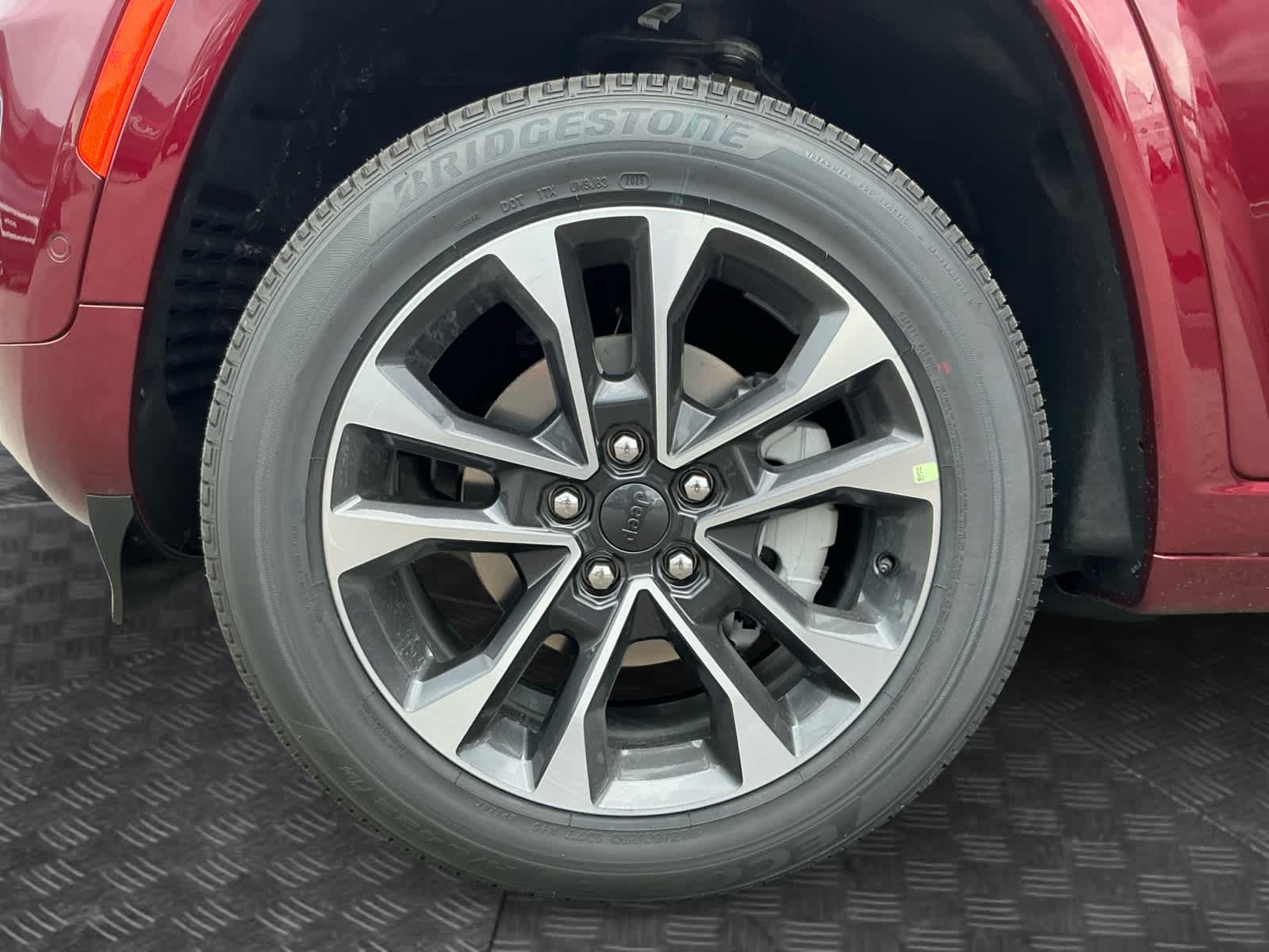 2025 Jeep Grand Cherokee GRAND CHEROKEE OVERLAND 4X4