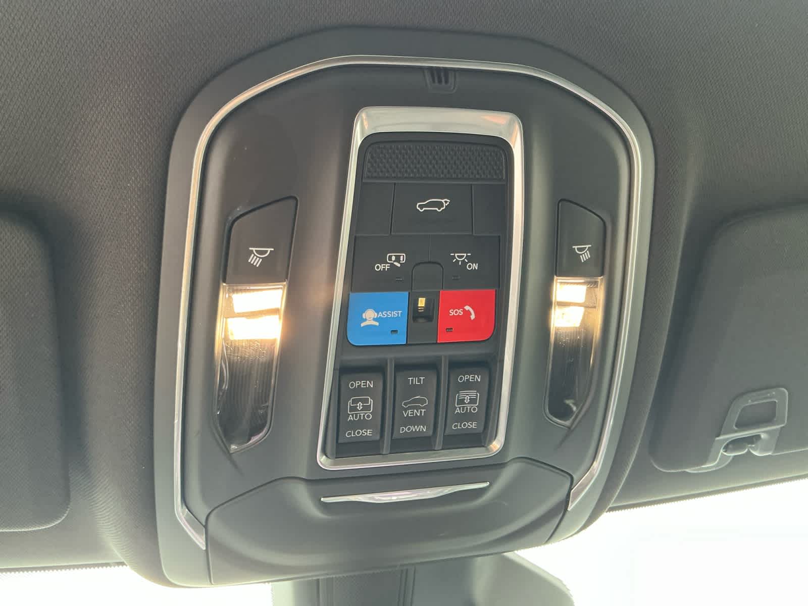 2025 Jeep Grand Cherokee GRAND CHEROKEE OVERLAND 4X4