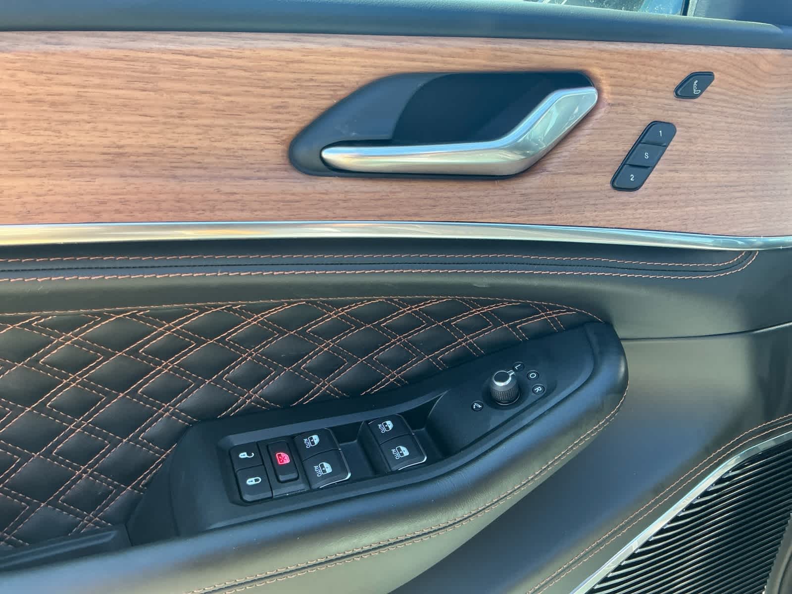 2026 Jeep Grand Cherokee GRAND CHEROKEE SUMMIT 4X4