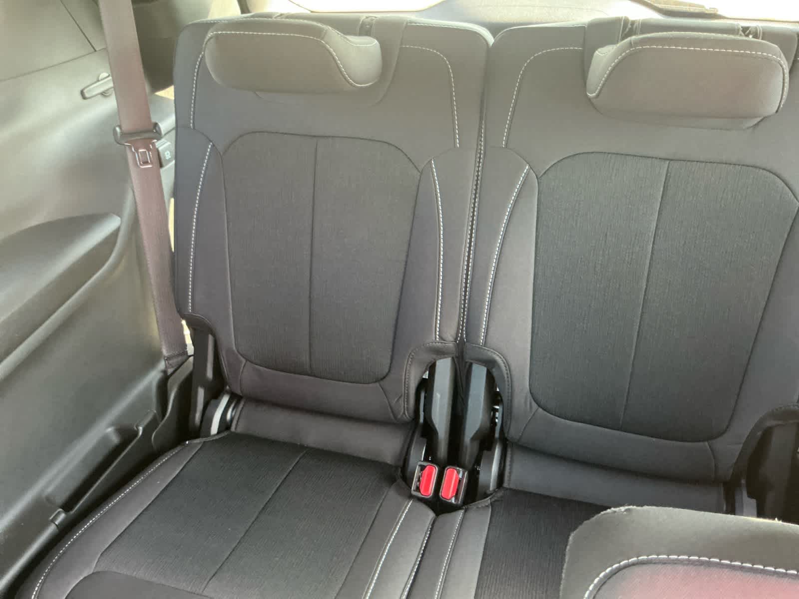 2026 Jeep Grand Cherokee Laredo X 4x4