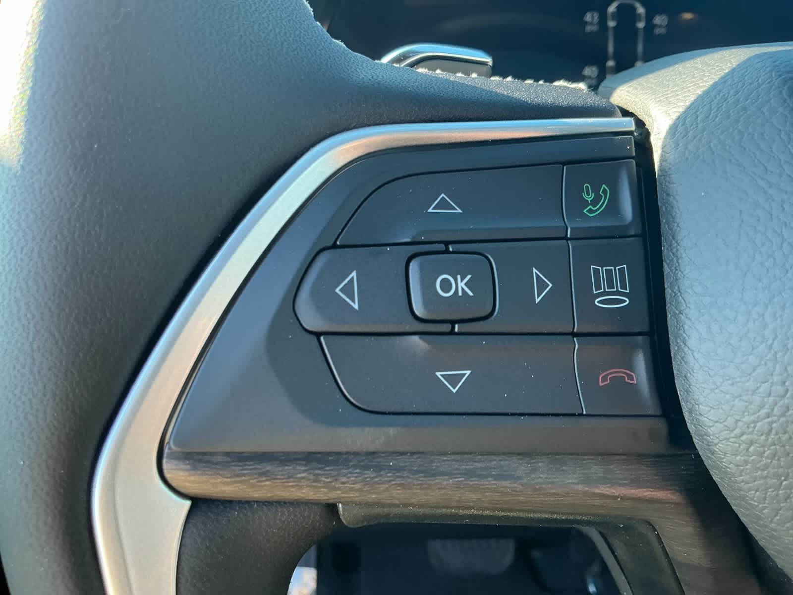 2026 Jeep Grand Cherokee GRAND CHEROKEE L LAREDO ALTITUDE 4X4