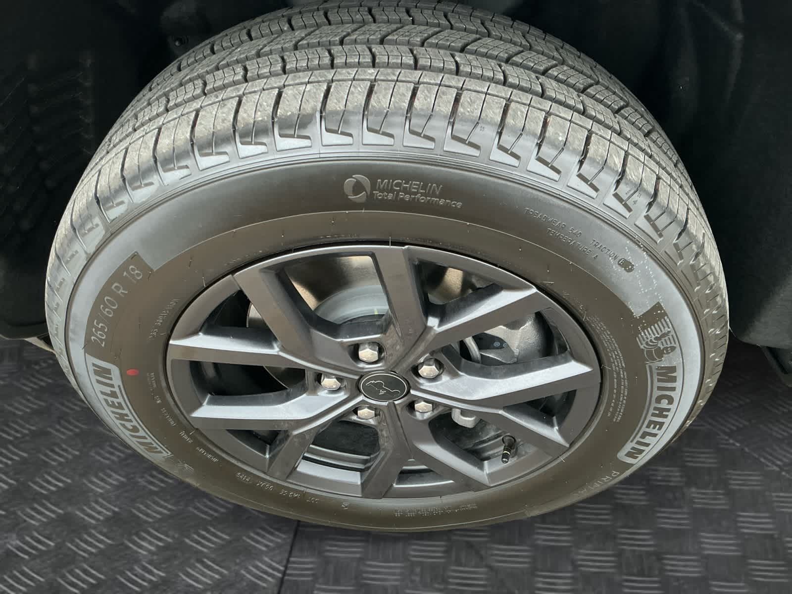 2027 Jeep Grand Cherokee GRAND CHEROKEE L LAREDO ALTITUDE 4X4