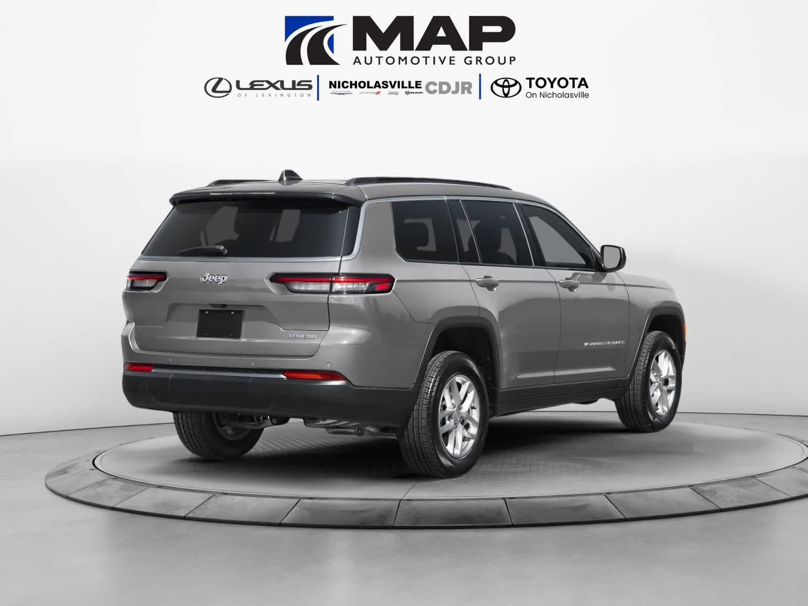 2027 Jeep Grand Cherokee Laredo Altitude
