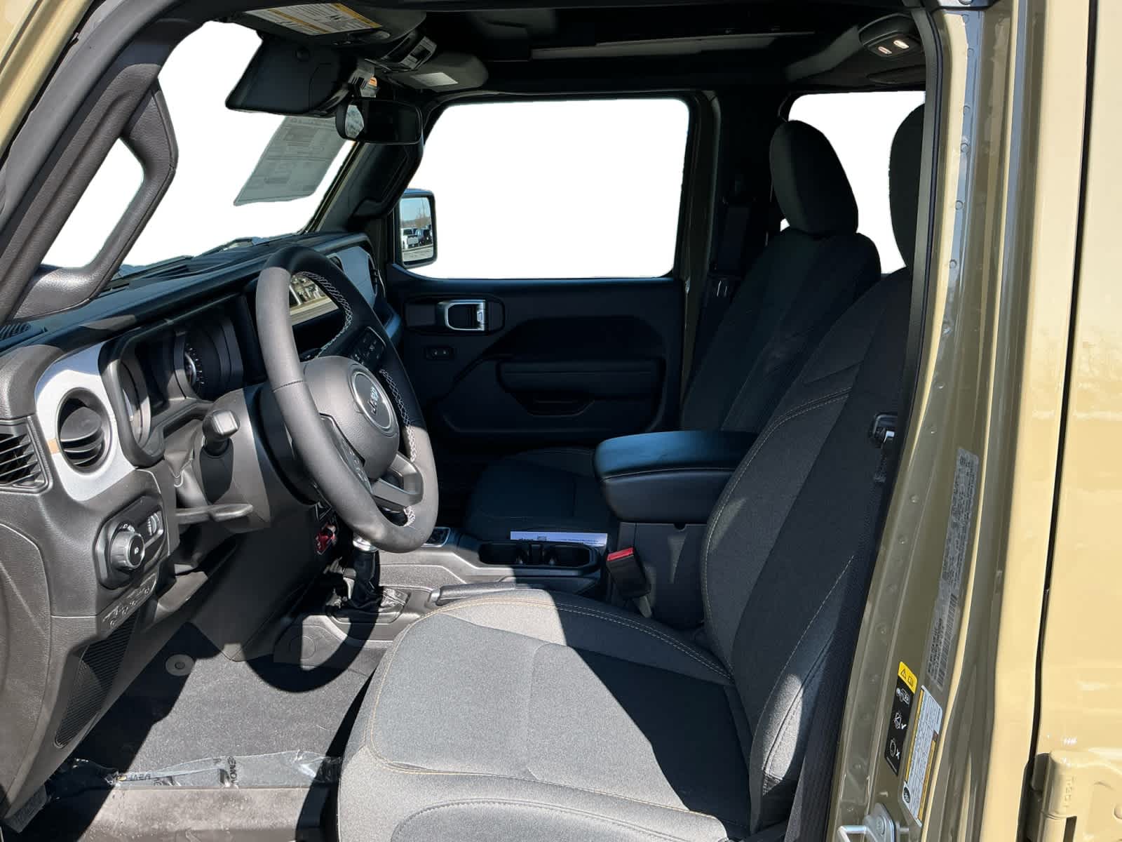 2025 Jeep Wrangler 4-Door Willys 4x4