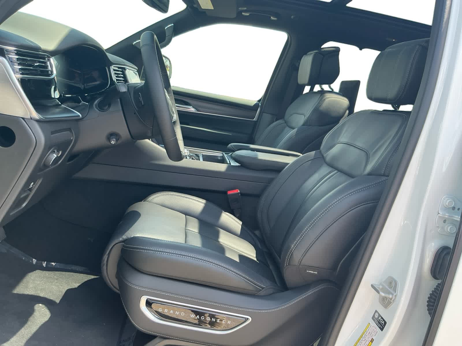 2026 Jeep Grand Wagoneer GRAND WAGONEER SUMMIT OBSIDIAN 4X4
