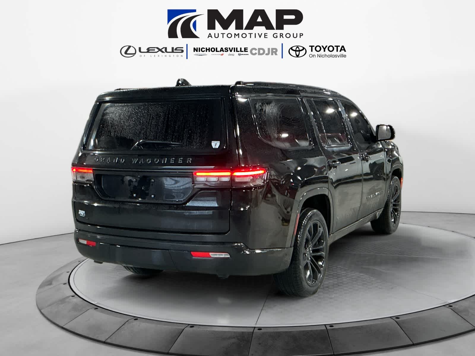 2023 Jeep Grand Wagoneer Obsidian 4x4