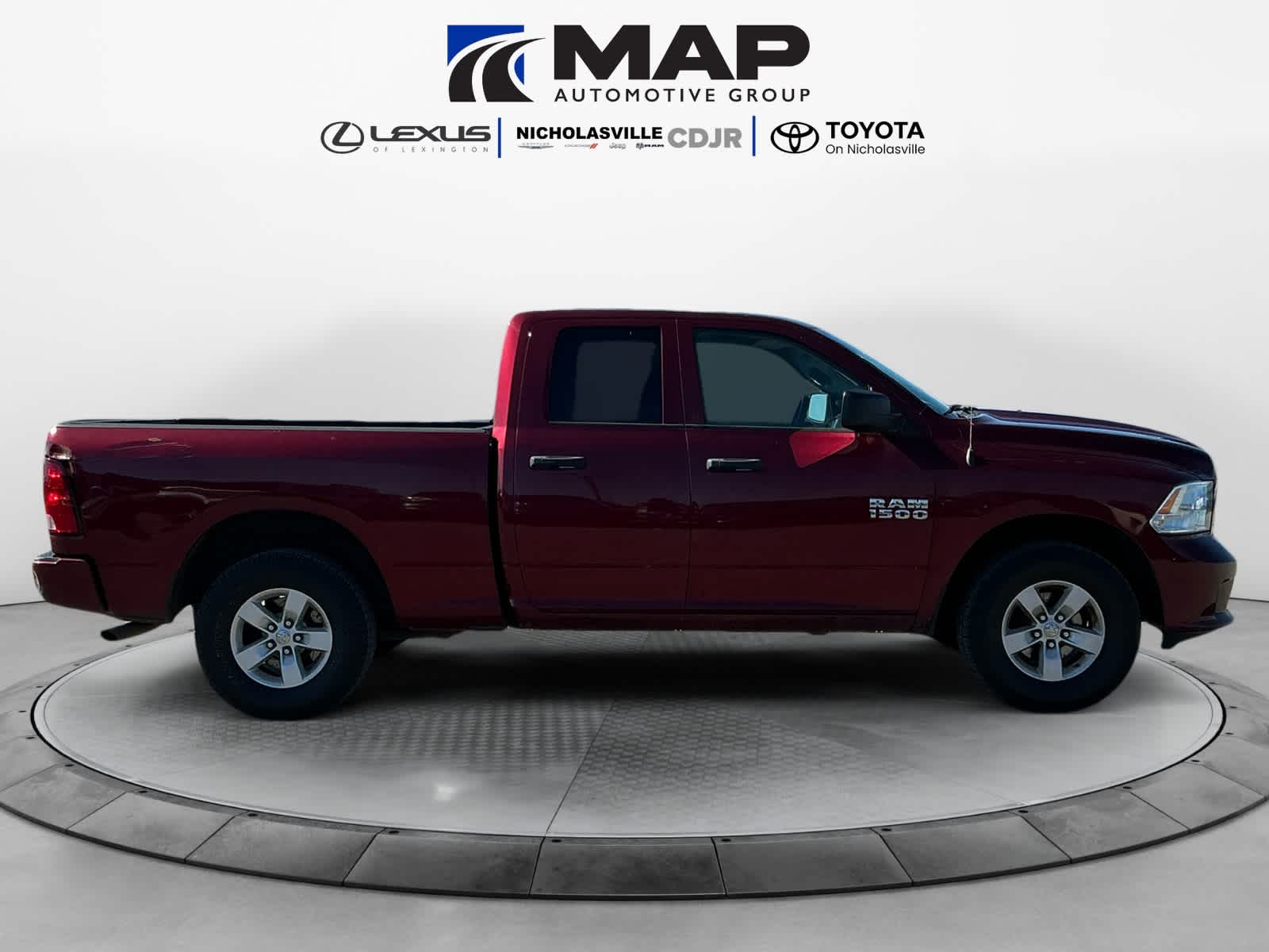 2018 RAM 1500 Express Quad Cab 4x4 6'4' Box