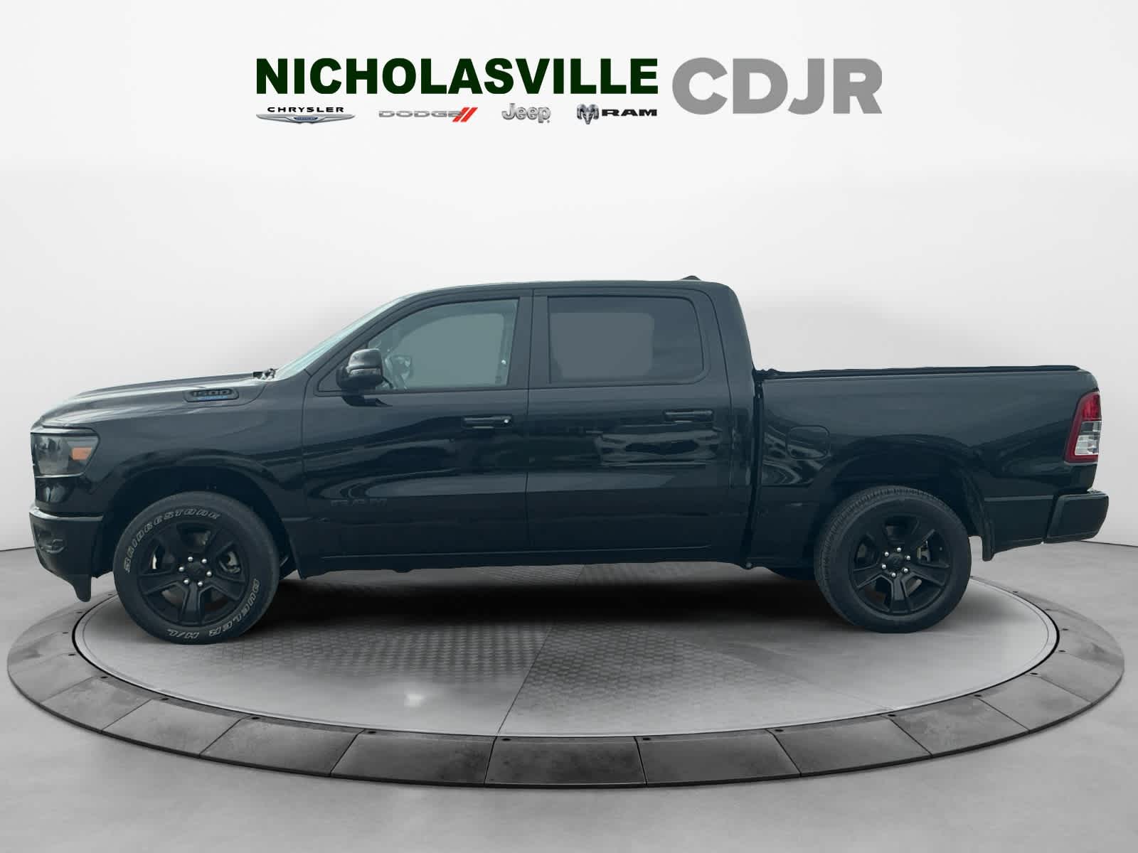 2024 RAM 1500 Big Horn Crew Cab 4x4 5'7' Box