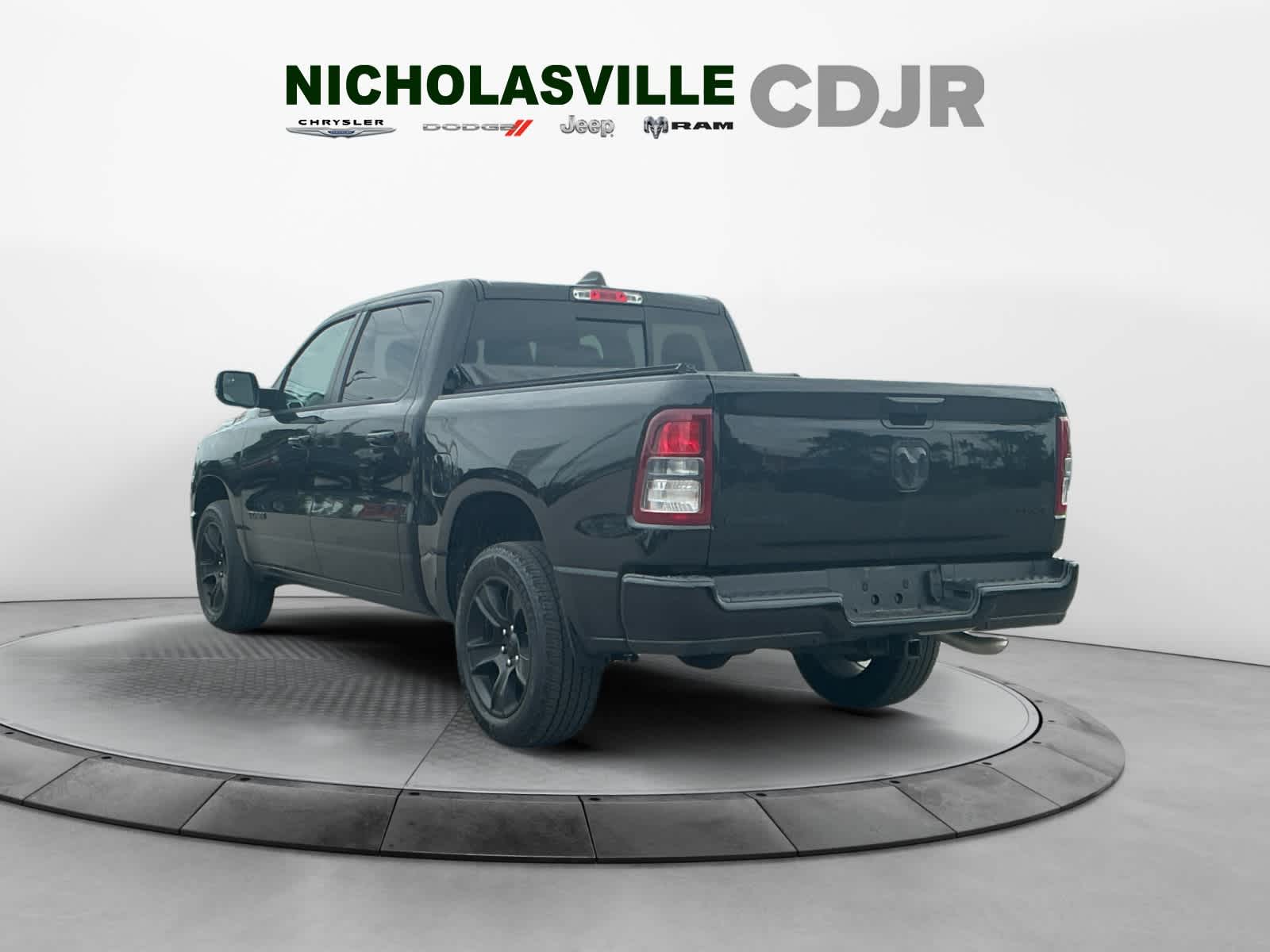 2024 RAM 1500 Big Horn Crew Cab 4x4 5'7' Box
