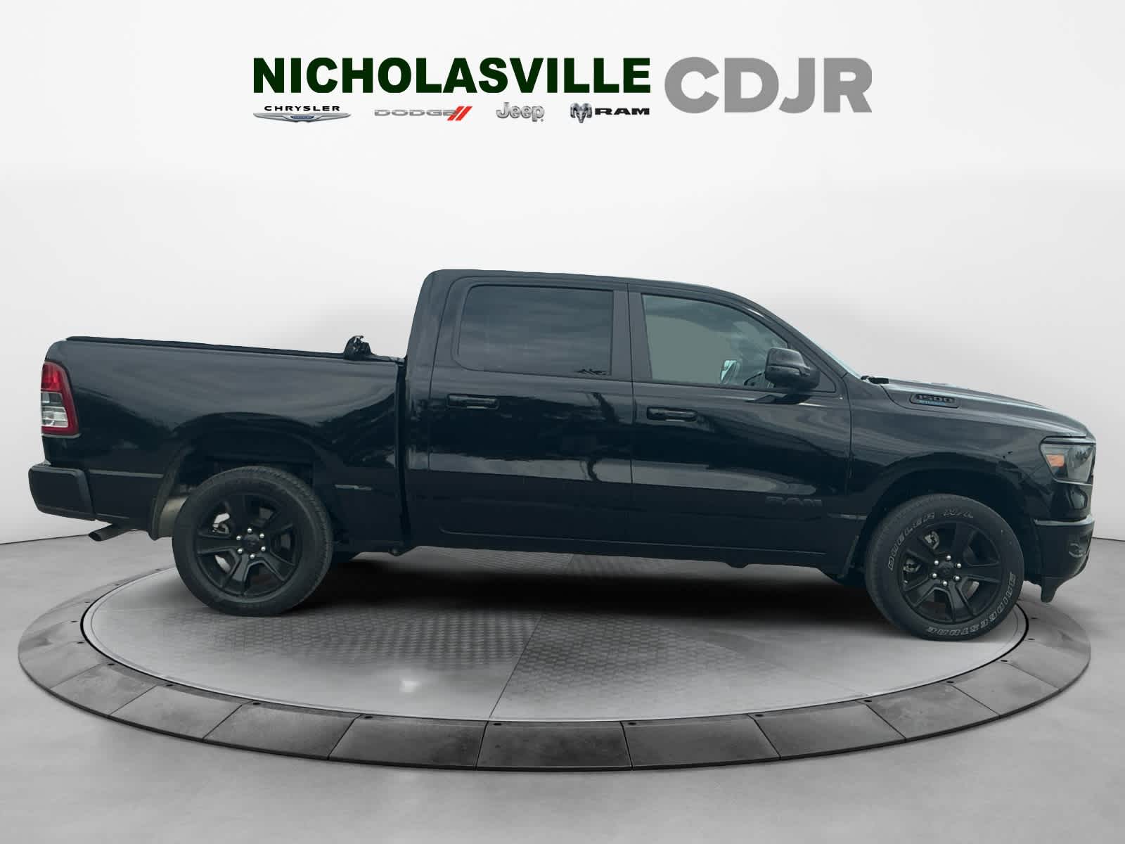 2024 RAM 1500 Big Horn Crew Cab 4x4 5'7' Box