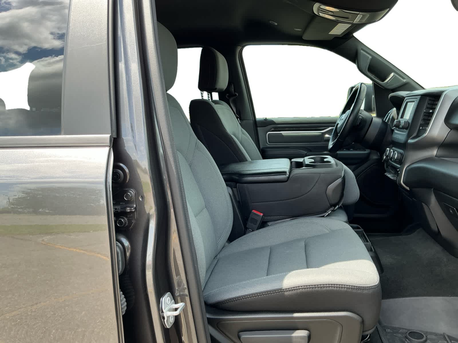 2023 RAM 1500 Big Horn Crew Cab 4x4 5'7' Box