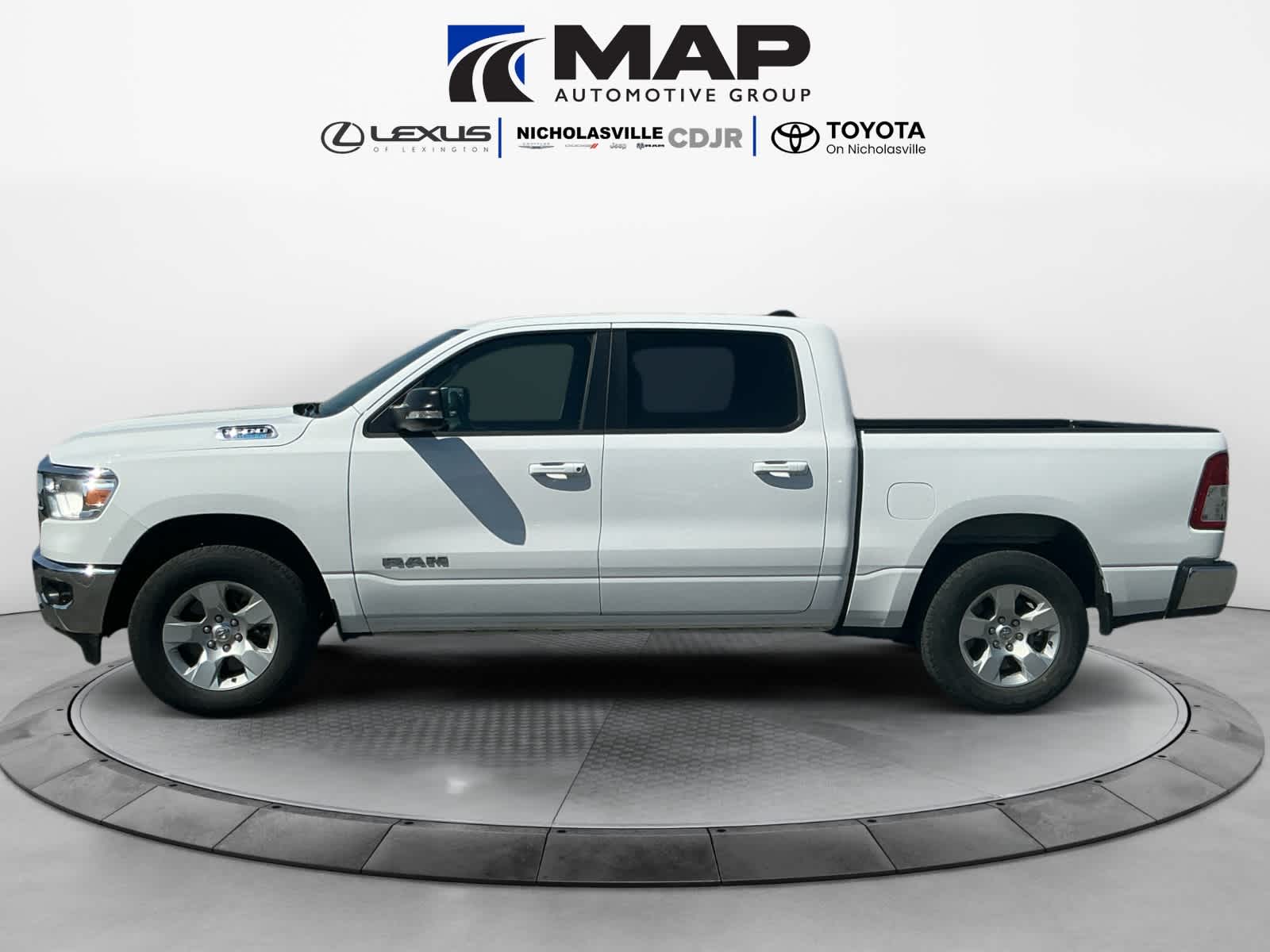 2022 RAM 1500 Big Horn Crew Cab 4x4 5'7' Box