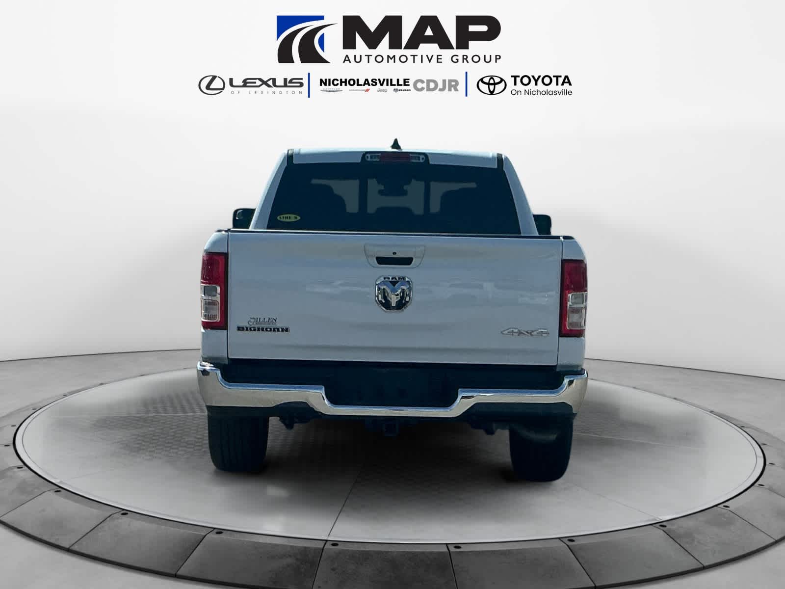 2022 RAM 1500 Big Horn Crew Cab 4x4 5'7' Box
