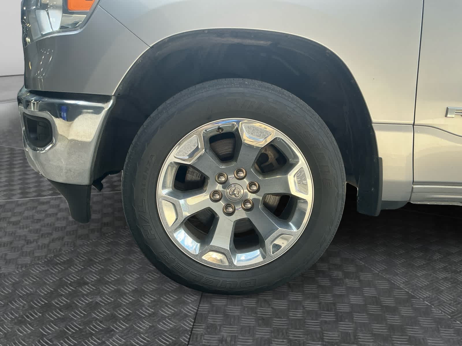 2022 RAM 1500 Big Horn Crew Cab 4x4 5'7' Box