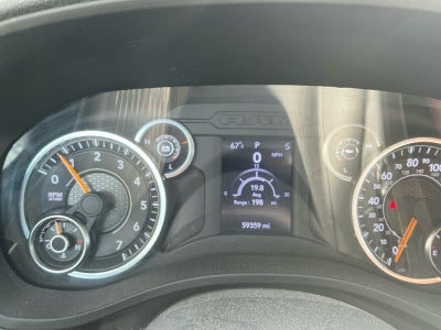 2022 RAM 1500 Big Horn Crew Cab 4x4 5'7' Box