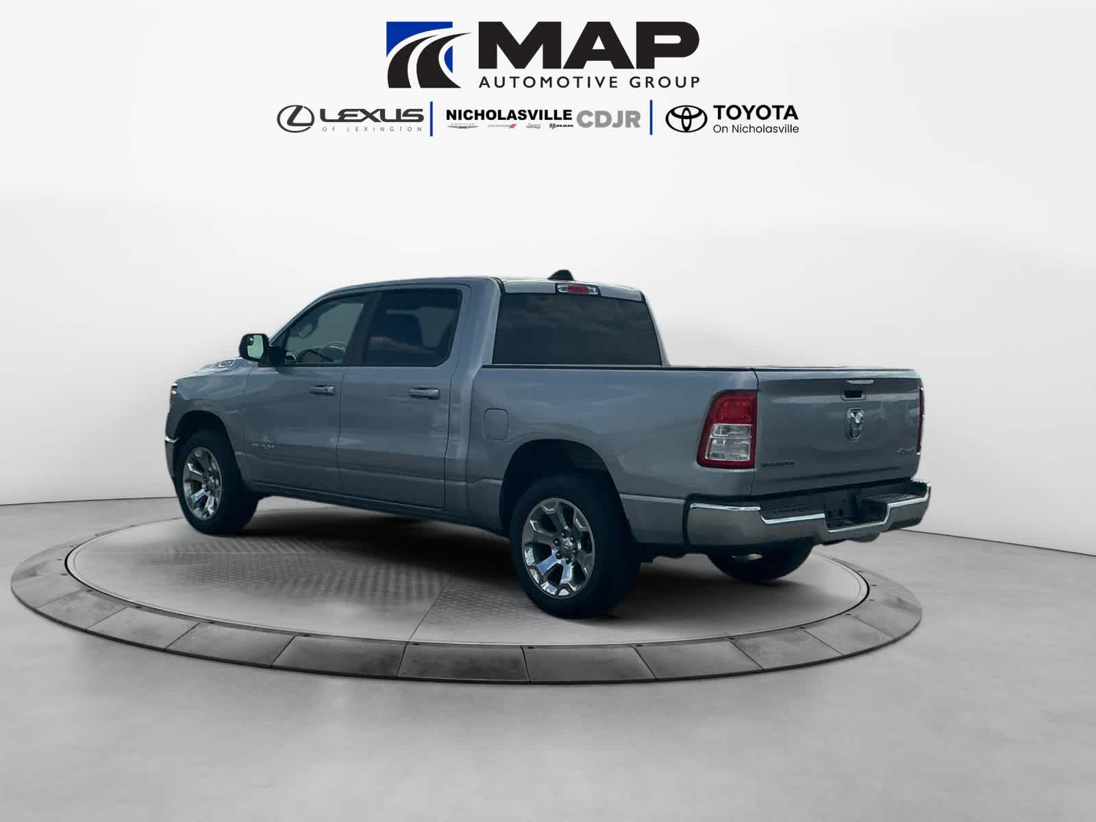 2022 RAM 1500 Big Horn Crew Cab 4x4 5'7' Box