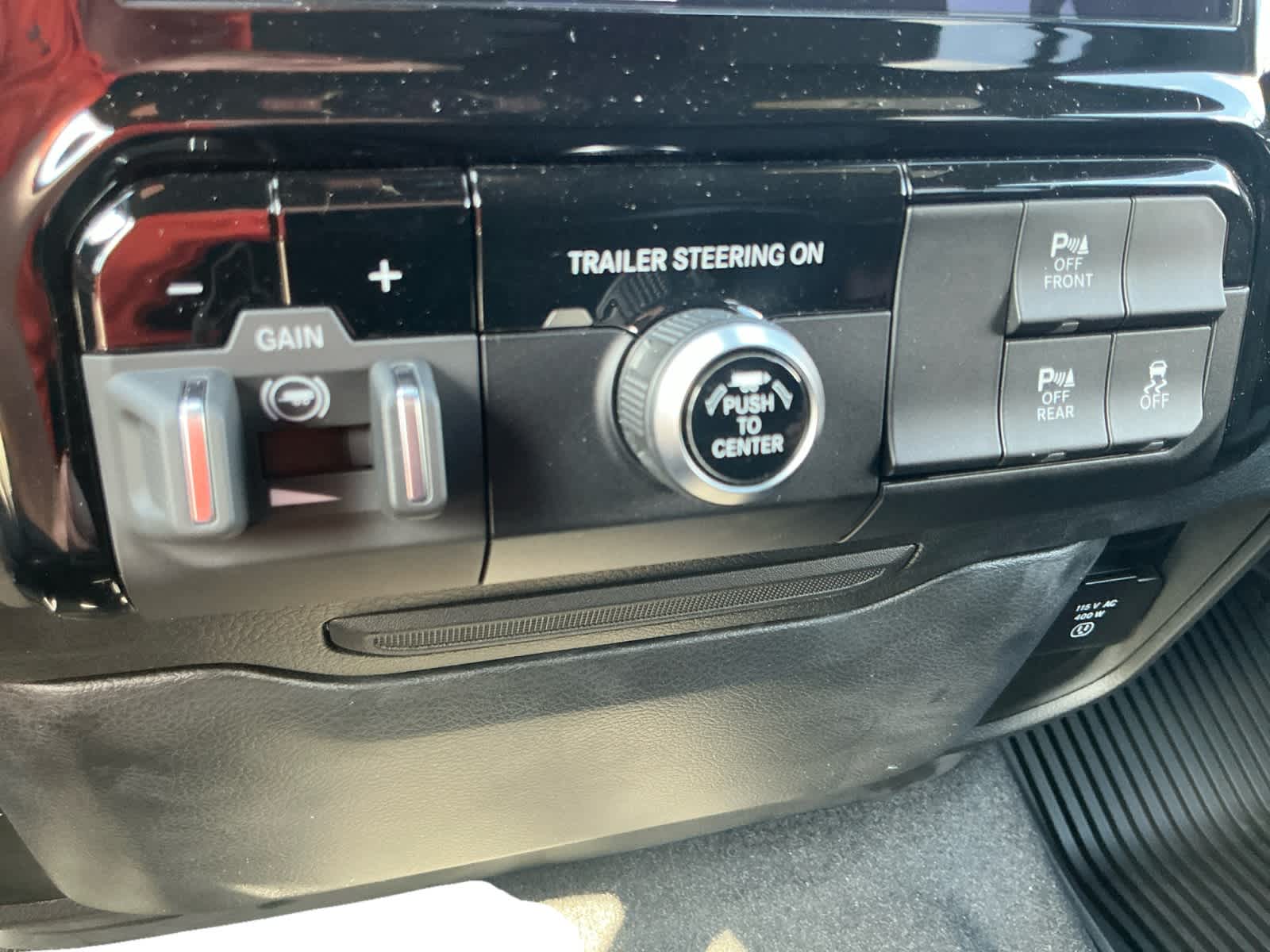 2026 RAM 1500 Big Horn Crew Cab 4x4 5'7' Box