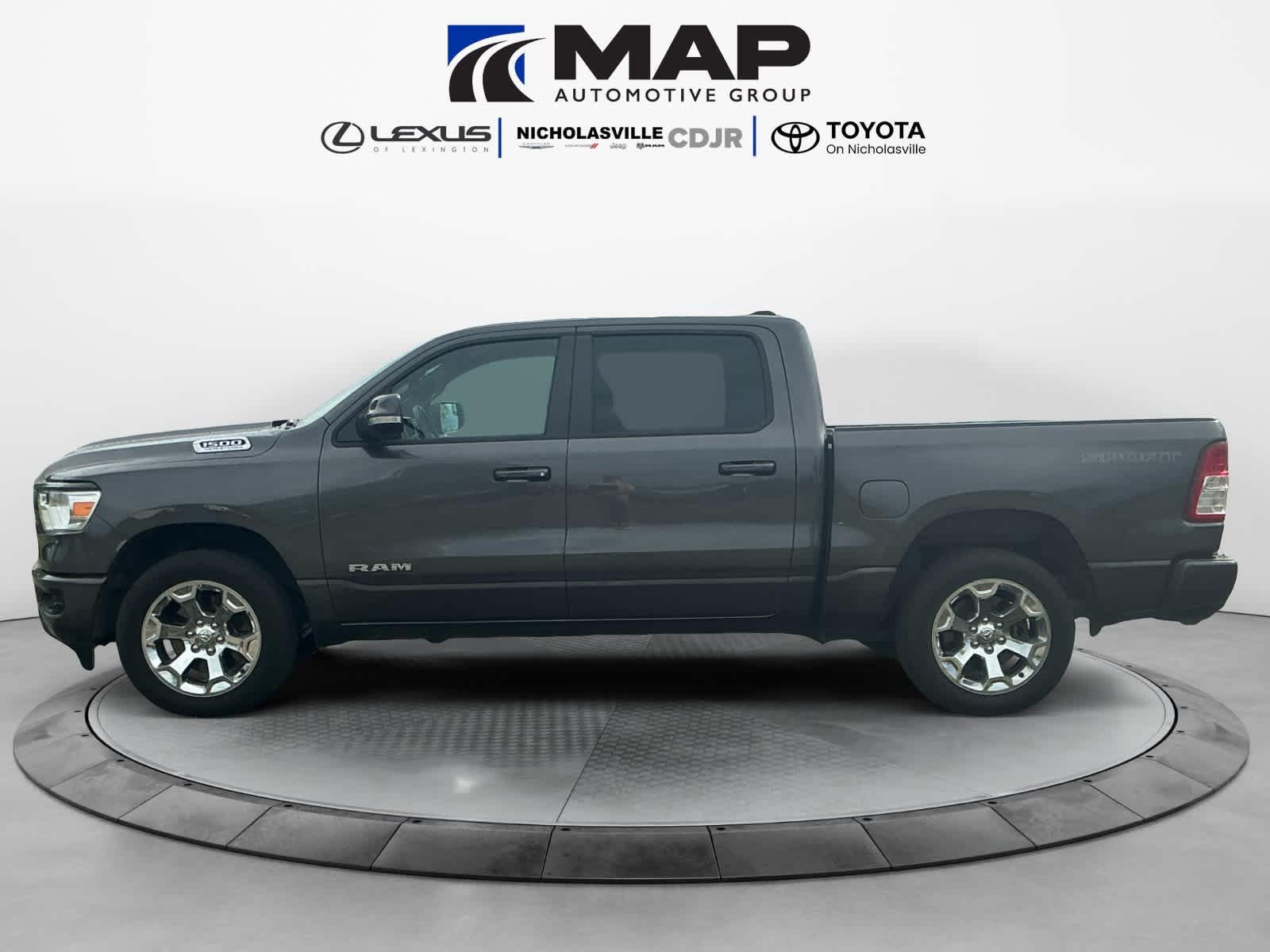 2022 RAM 1500 Big Horn Crew Cab 4x4 5'7' Box