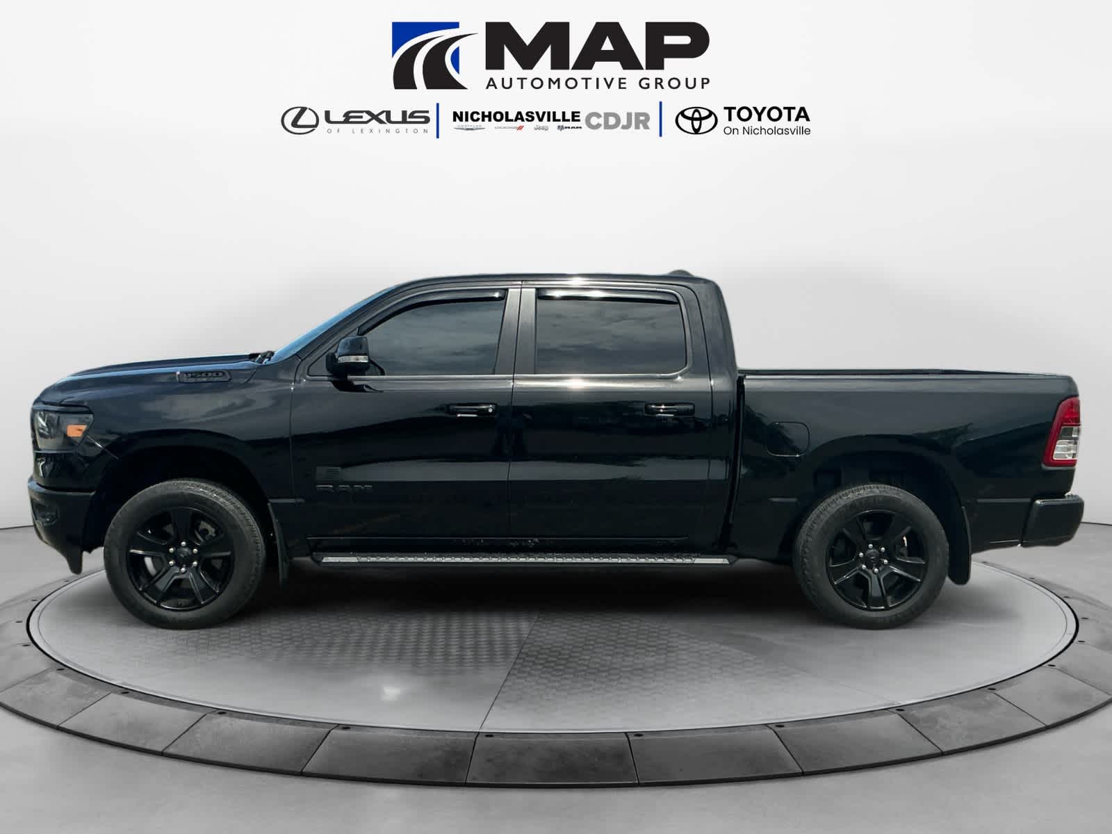 2020 RAM 1500 Big Horn Crew Cab 4x4 5'7' Box