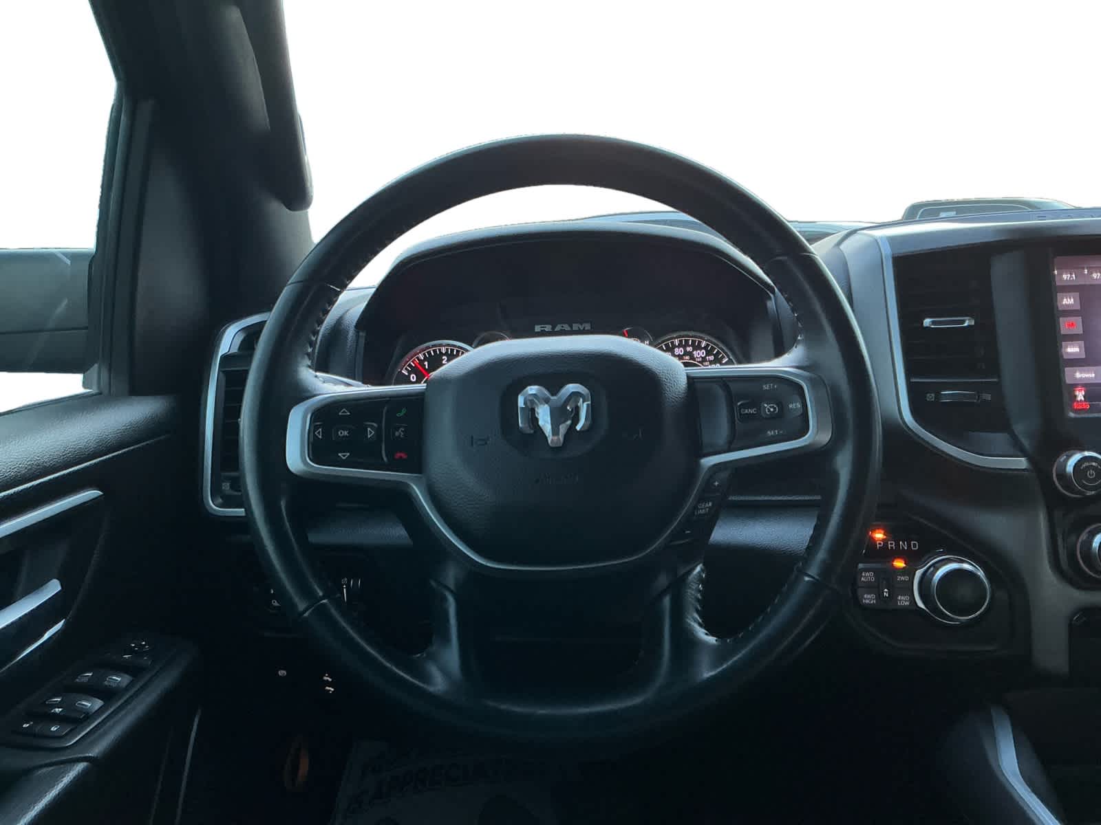 2020 RAM 1500 Big Horn Crew Cab 4x4 5'7' Box