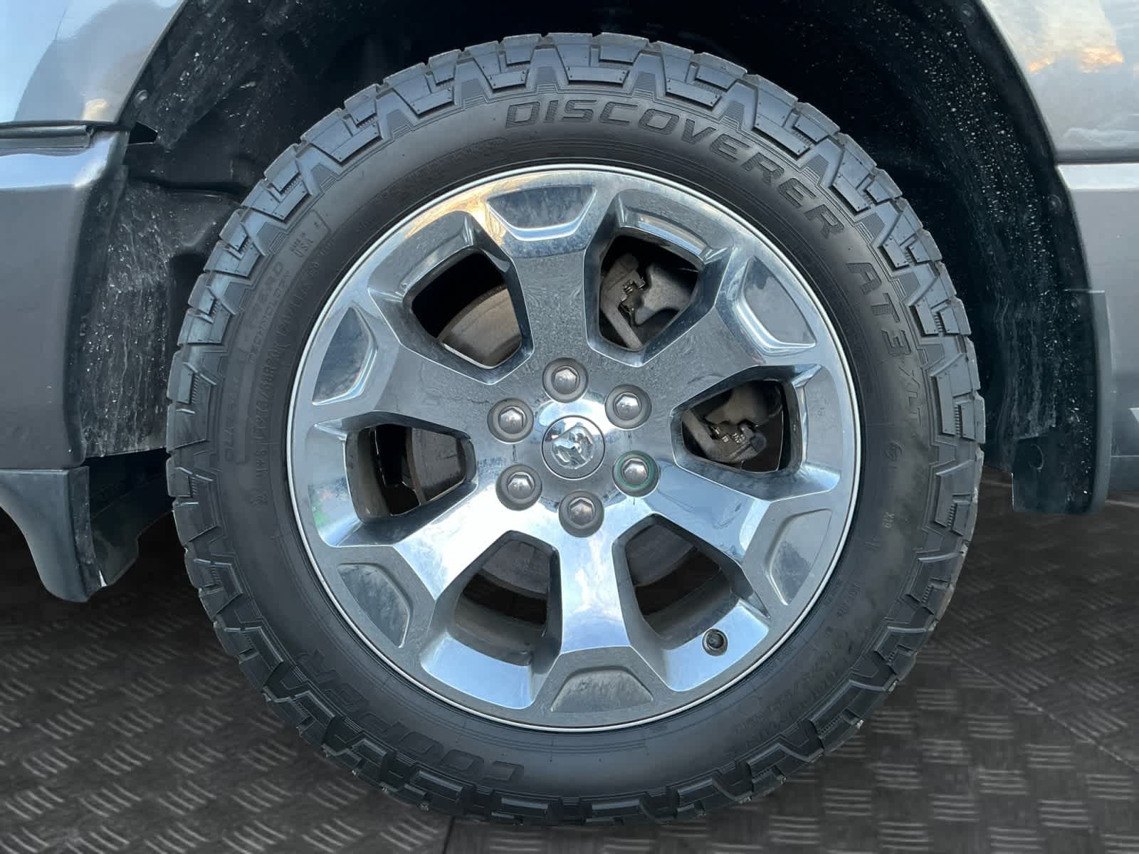 2020 RAM 1500 Big Horn Crew Cab 4x4 5'7' Box