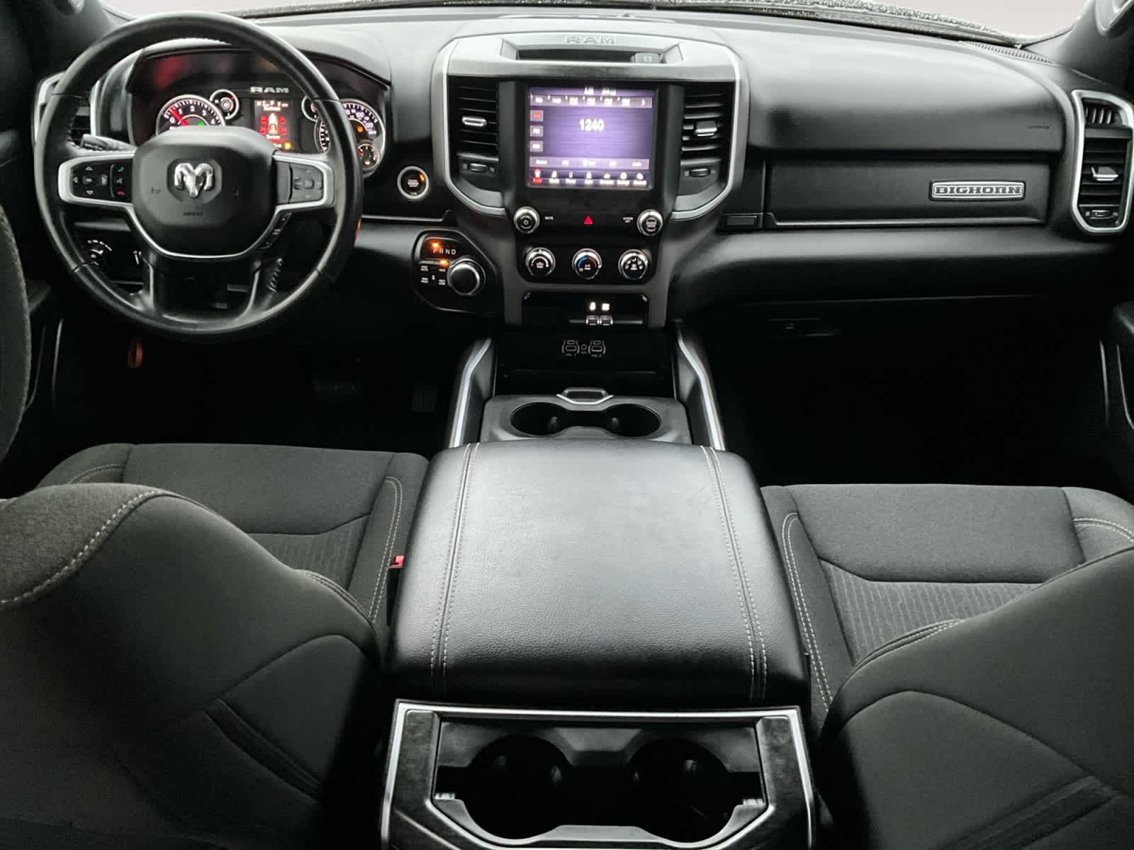 2020 RAM 1500 Big Horn Crew Cab 4x4 5'7' Box