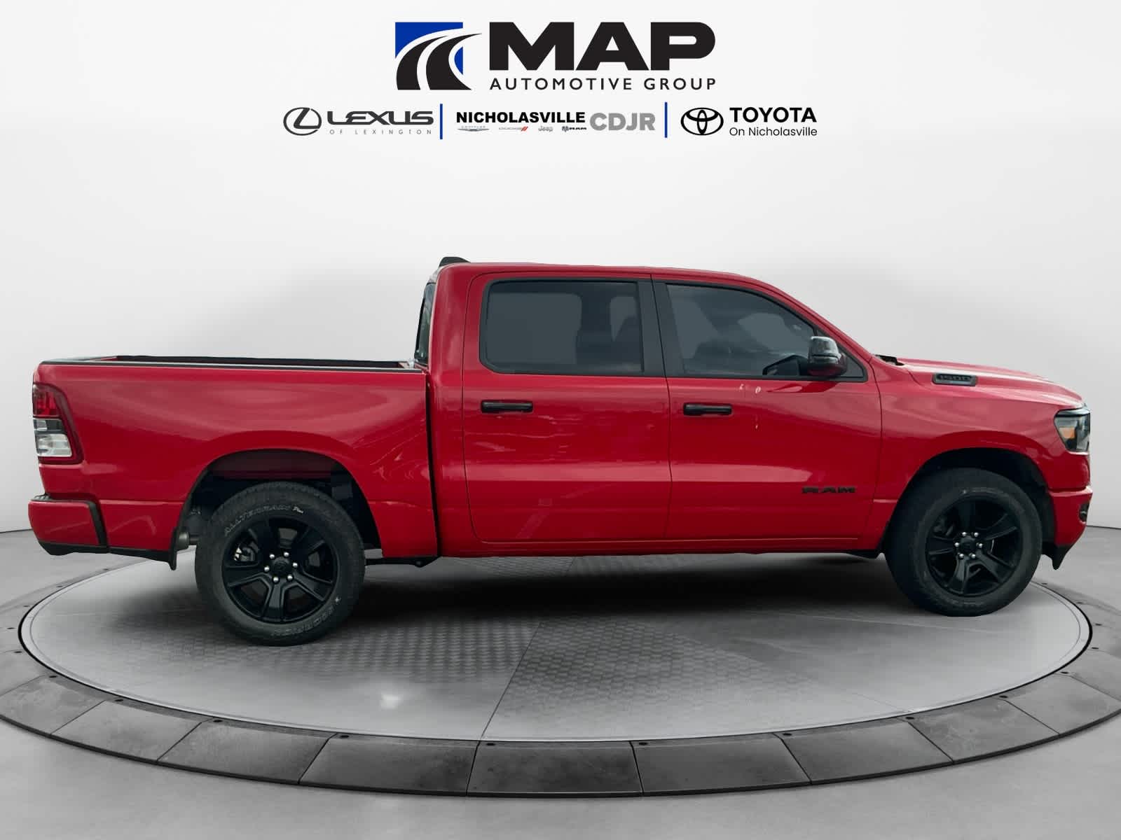 2024 RAM 1500 Big Horn Crew Cab 4x4 5'7' Box