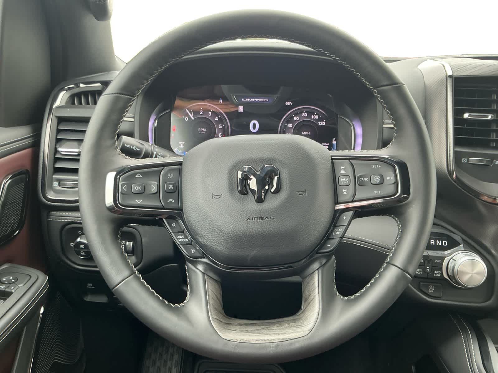 2027 RAM Ram 1500 RAM 1500 LIMITED CREW CAB 4X4 5'7' BOX