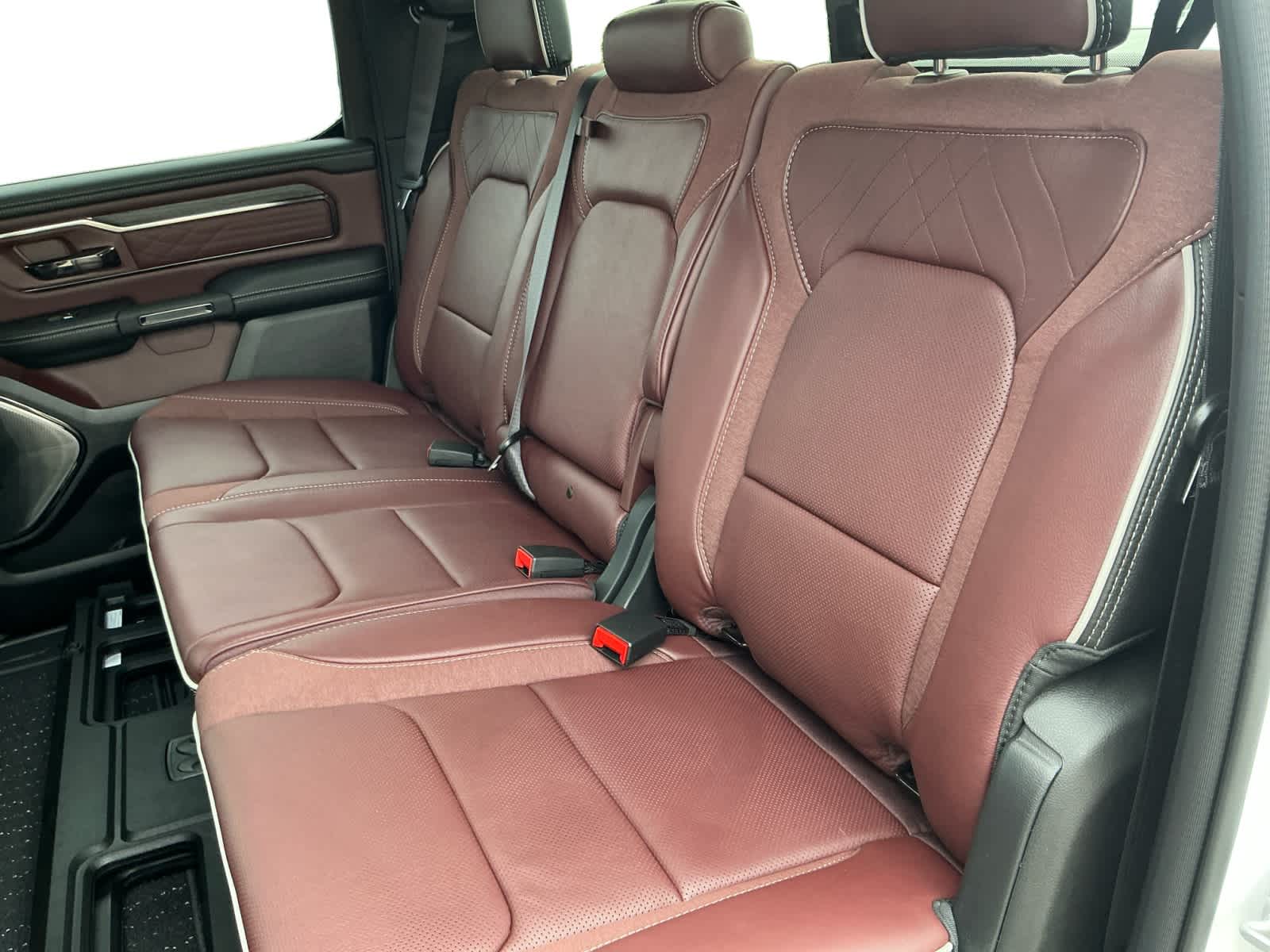 2027 RAM Ram 1500 RAM 1500 LIMITED CREW CAB 4X4 5'7' BOX