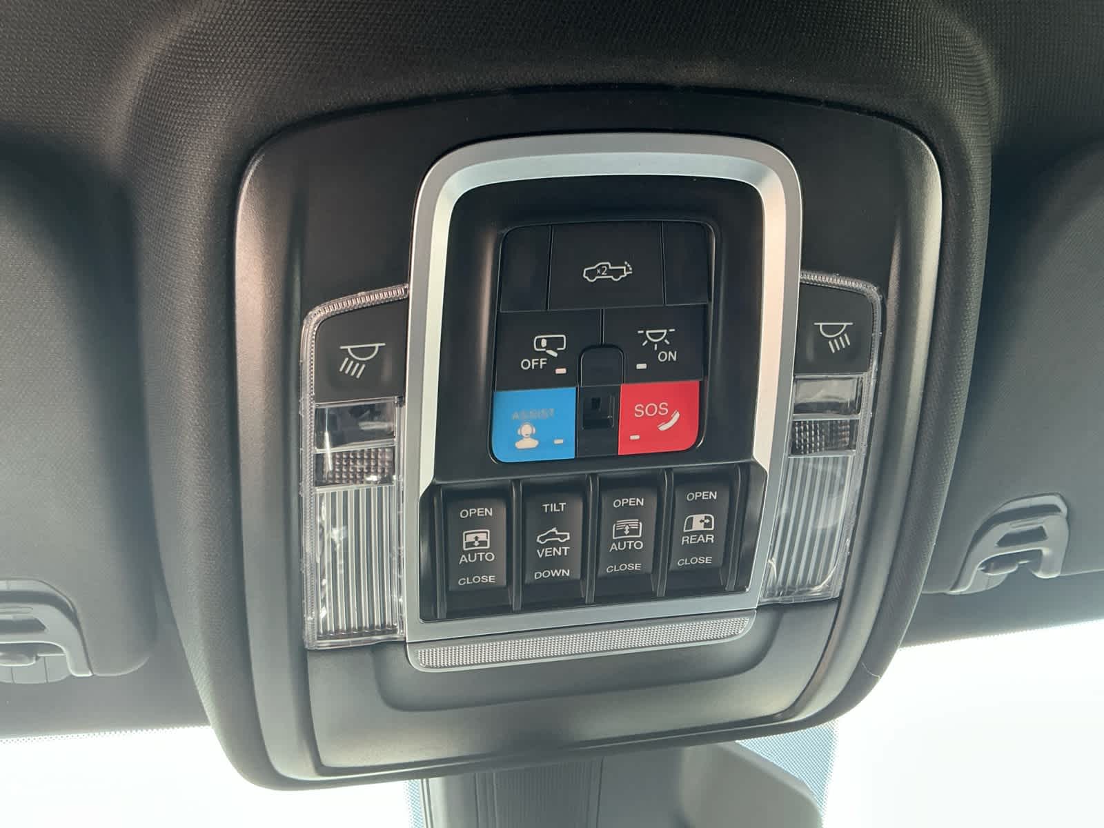 2026 RAM Ram 1500 RAM 1500 LIMITED CREW CAB 4X4 5'7' BOX