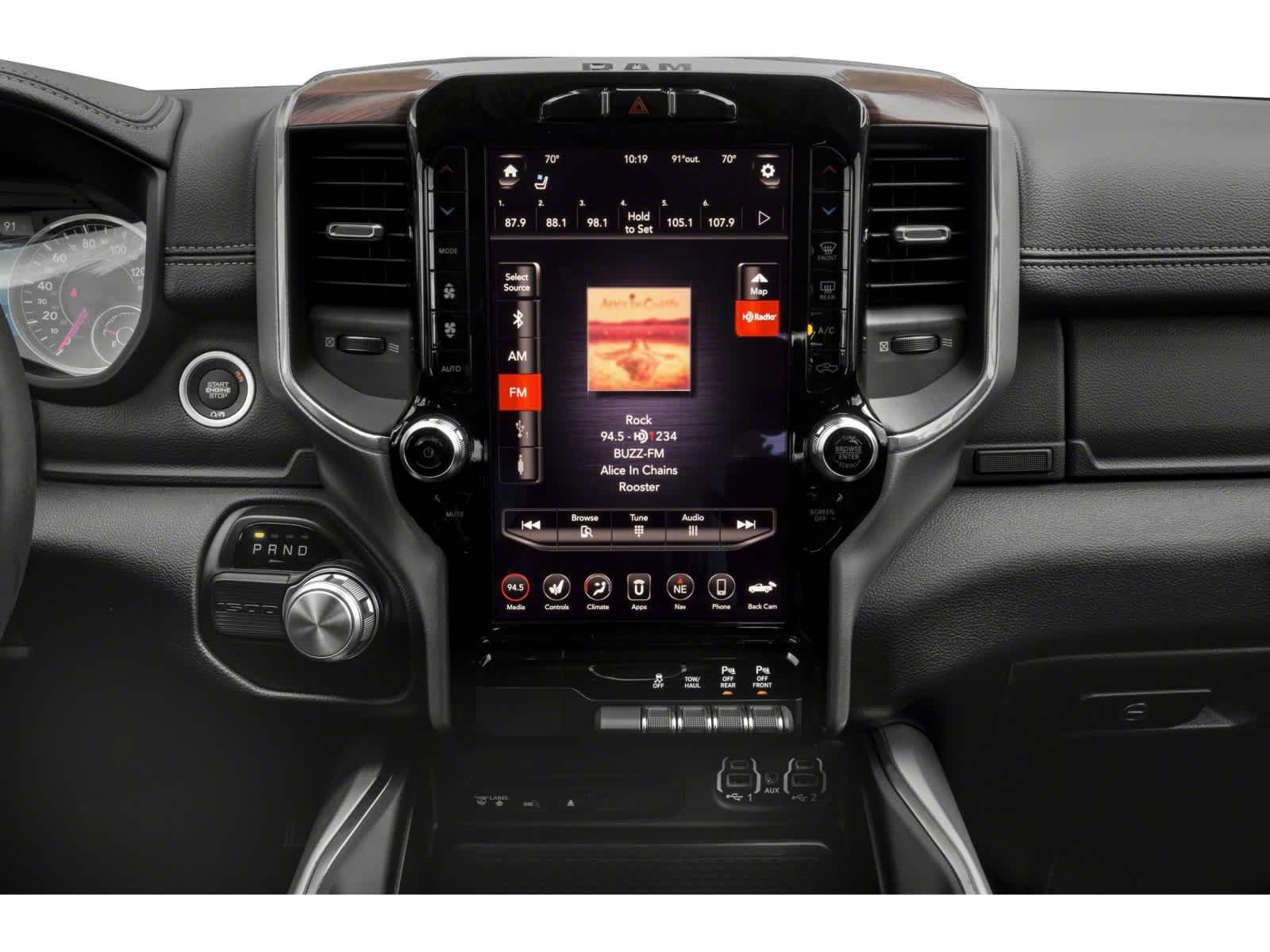 2019 RAM 1500 Laramie Crew Cab 4x4 5'7' Box
