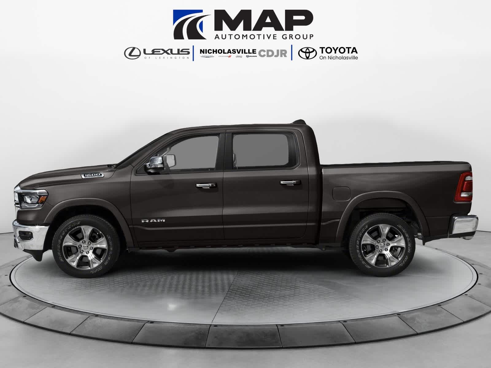2019 RAM 1500 Laramie Crew Cab 4x4 5'7' Box