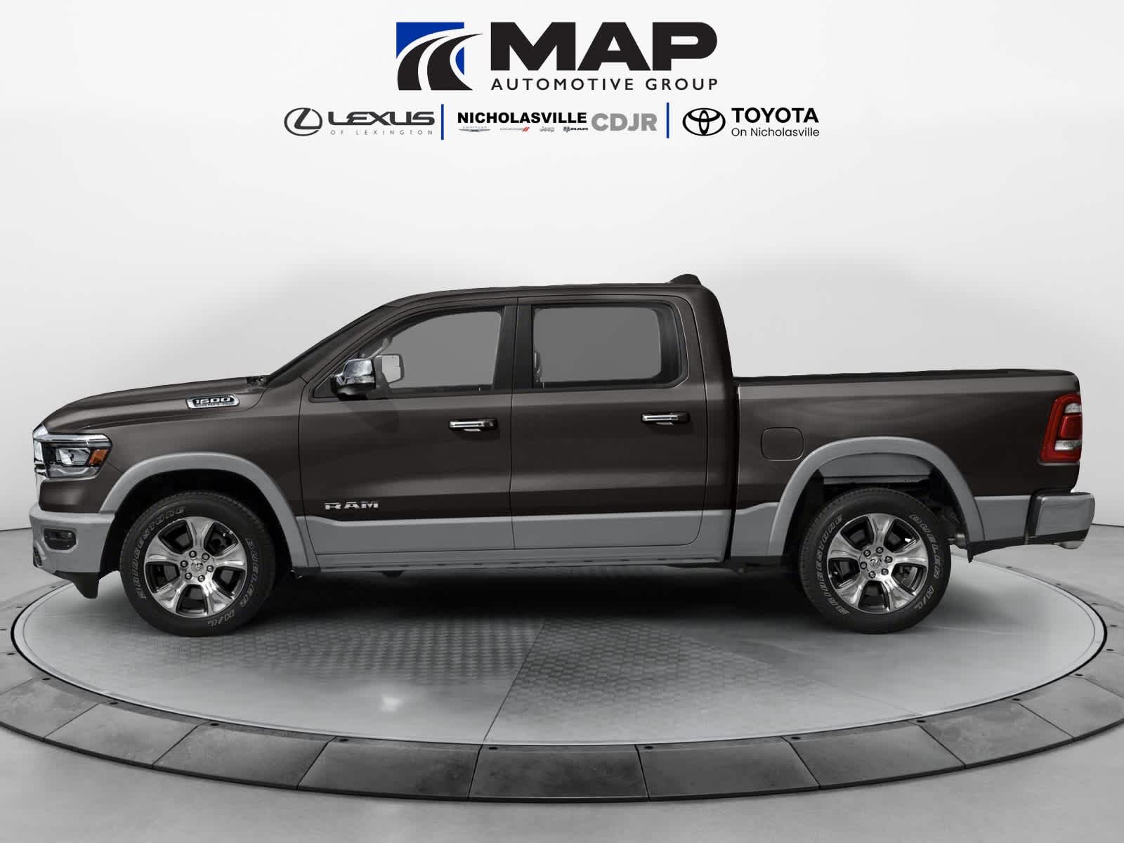 2019 RAM 1500 Laramie Crew Cab 4x4 5'7' Box